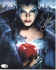 Susan Sarandon signed 8x10 Photo Queen Narissa Disney's Enchanted JSA