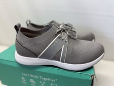 TRAQ BY ALEGRIA Qool Womens Gray Smart Walking Shoe Size 36 / 6-6.5