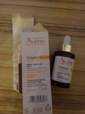Avene Vitamin Activ CgRadiance Serum Konzentrat 30MLmildert Falten u Pigment NEU