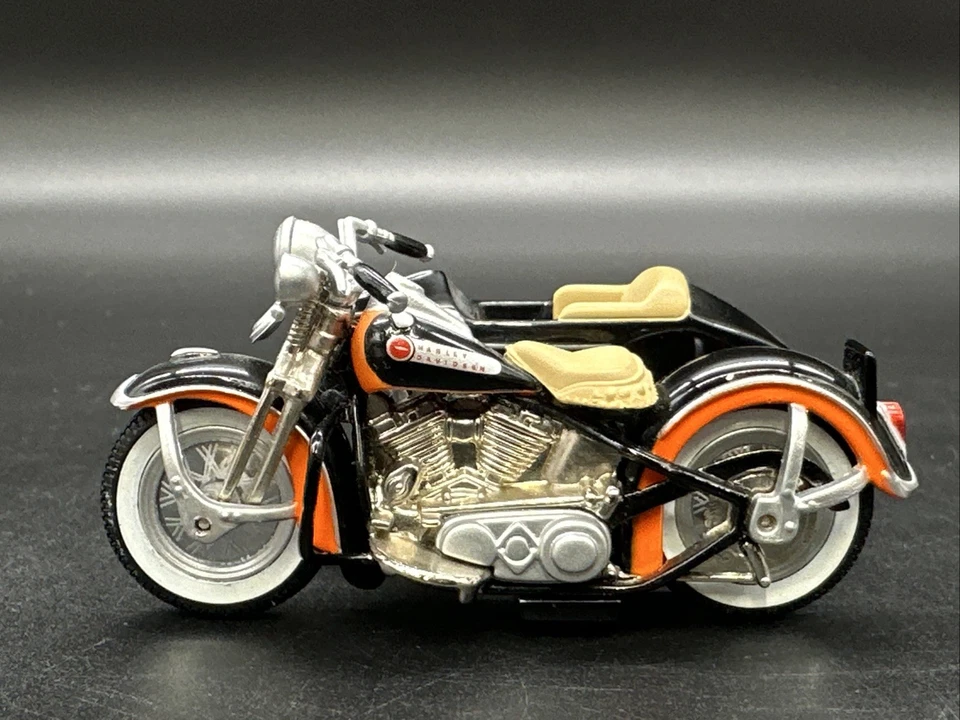 Harley-Davidson Panhead & Sidecar 1948 Hot Wheels (R91) Foto 4 de 4