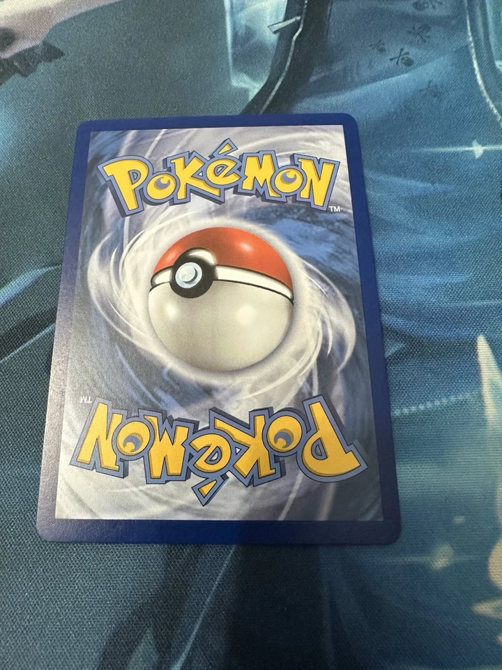 Shining Magikarp 66/64 Celebrations: Classic Collection Holo Pokemon TCG English - Image 2 of 4