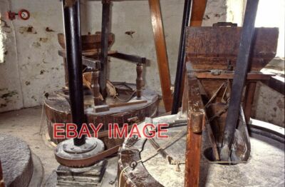 PHOTO  SKIDBY WINDMILL - STONE FLOOR THIS SHOWS THREE SETS OF OVERDRIFT STONES T