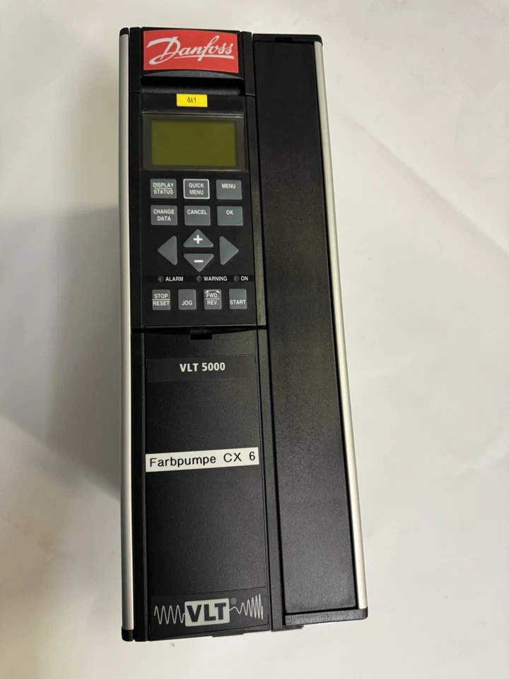 Danfoss VLT5006PT5B20STR3DLF00A00C0 175Z0064 7,6kVA Umrichter + Panel -used- - Bild 2 von 4