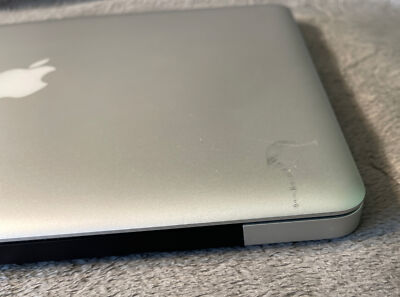 Apple MacBook Pro Mid 2012 i5-3210M 2.5 GHz 4GB RAM 500GB HDD