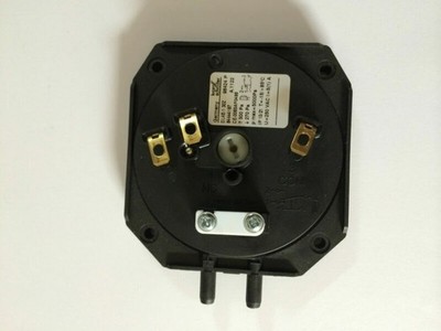 1pcs NEW Krom Schroder pressure switch DL4E-1 Free delivery *yt
