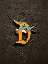 Flit Pocahontas Magical Trends FL Glitter Diamond D Pin LE 100