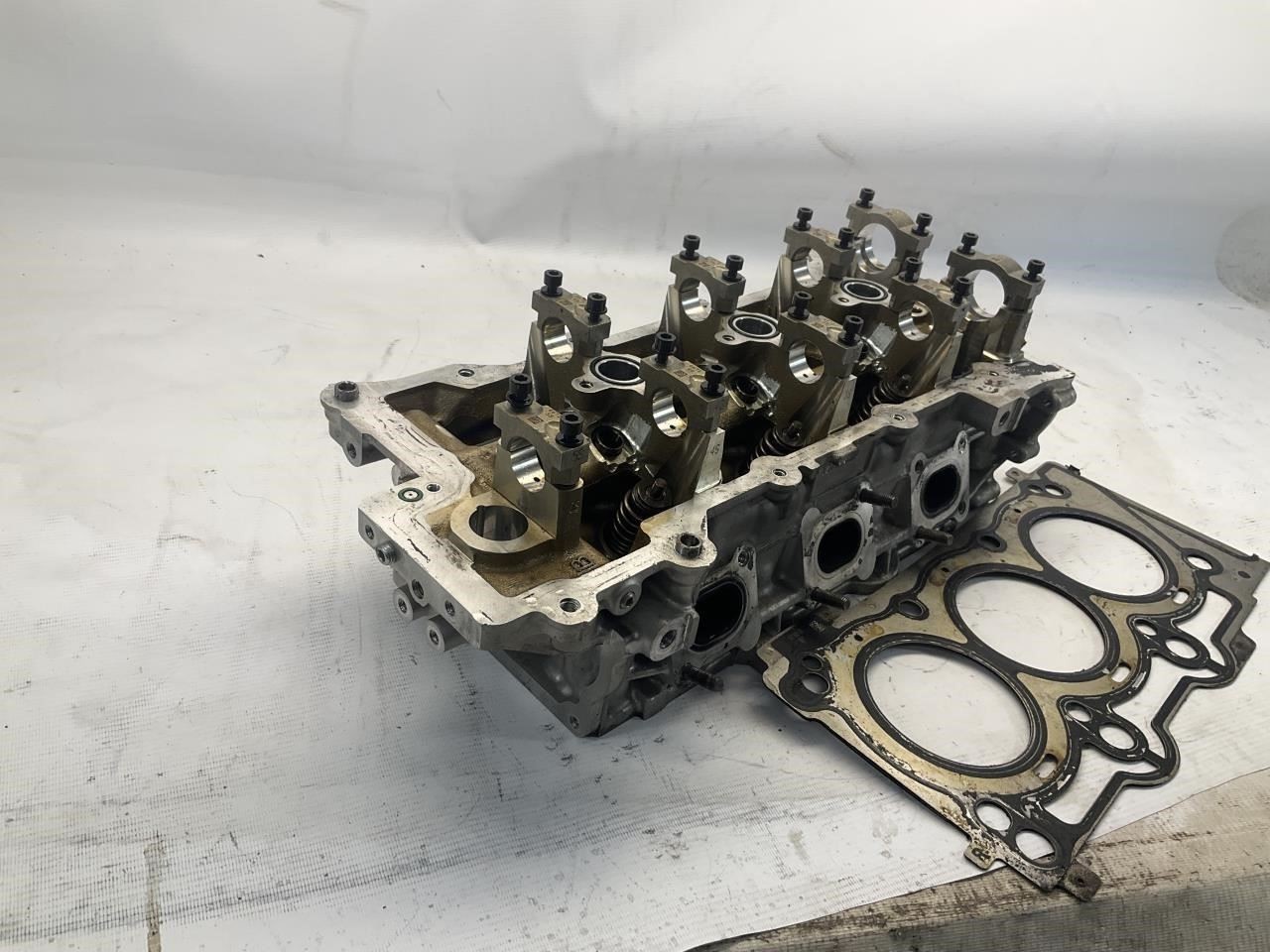 14-24 Maserati Ghibli 3.0L V6 Right Passenger Engine Cylinder Head Q