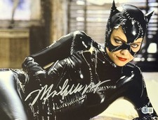 Michelle Pfeiffer Signed 11x14 Photo Batman Returns Catwoman Autograph Beckett