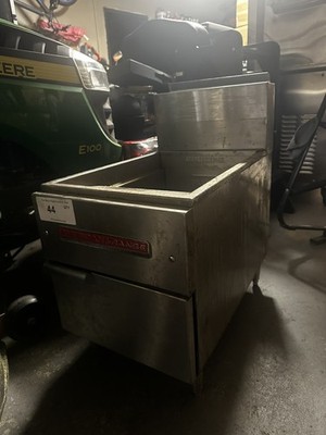 American Range 14'' Countertop 15 lb Gas Fryer