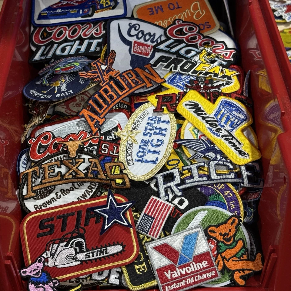 125pcs lot Random Mix Sew-on Iron on Patches Fashion Embroidered Patch 125 - Image 3 of 4