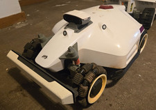 Mammotion Luba 2 AWD 5000H  Robotic Lawnmower - Tall Version - -NO RTK --