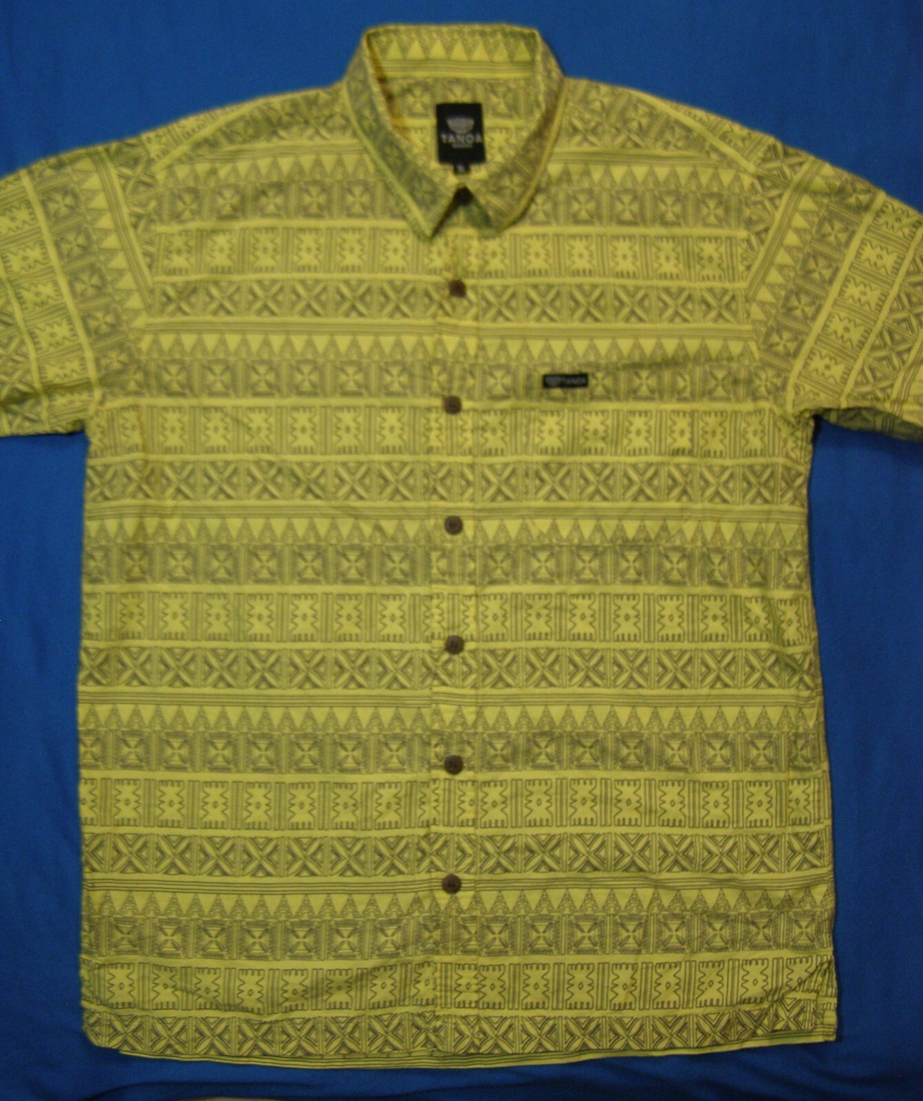 Camicia Tanoa Samoa Tropical con bottoni colore oro fila motivi grafici taglia XL