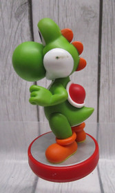 Yoshi Amiibo Super Mario Bros. Series - Red Base Figure Nintendo NES