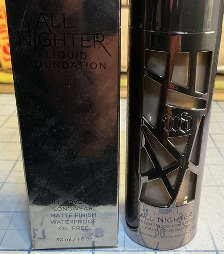 Urban Decay All Nighter Liquid Matte Foundation Full Coverage #7.75 - Size 30mL - Picture 3 of 3
