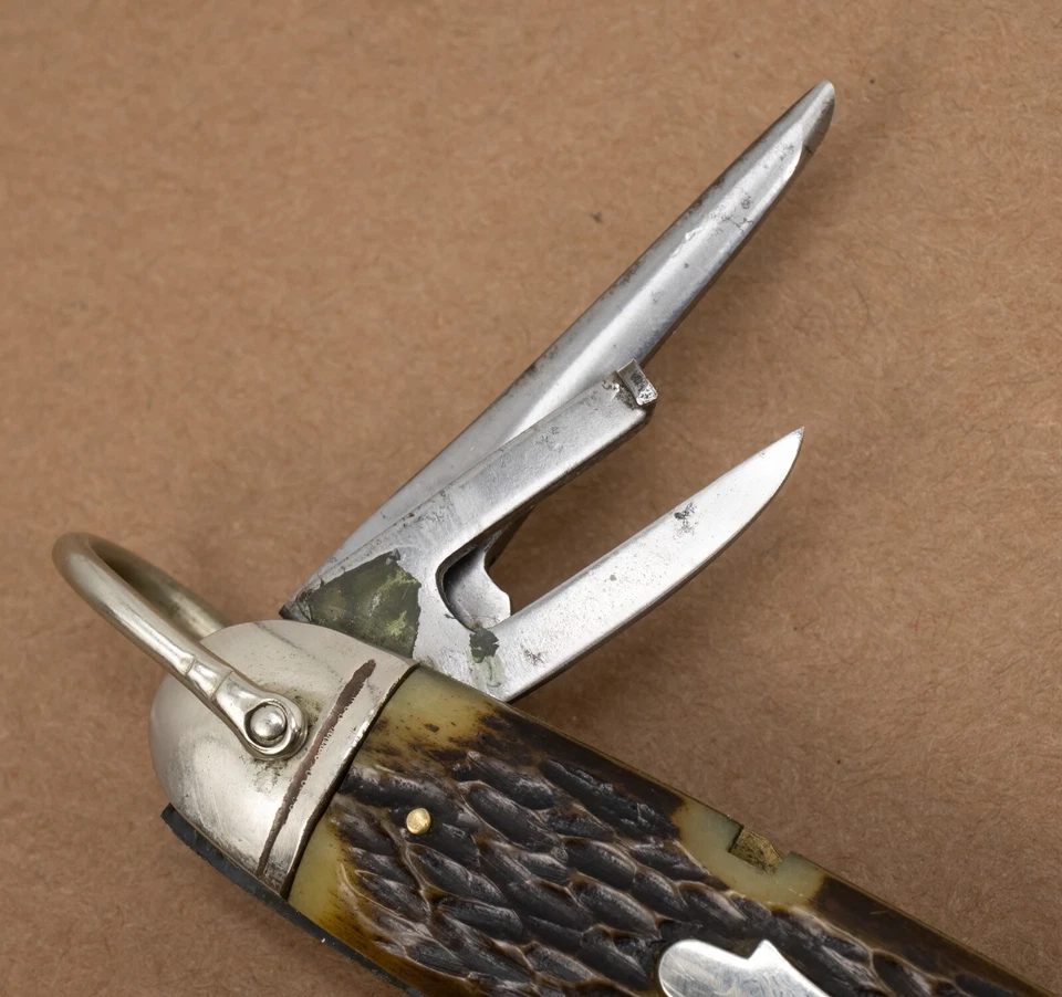 Nice! Vintage Camillus USA 4 Line Stamp Jigged Bone 4-blade Scout Pocket Knife - Image 3 of 4