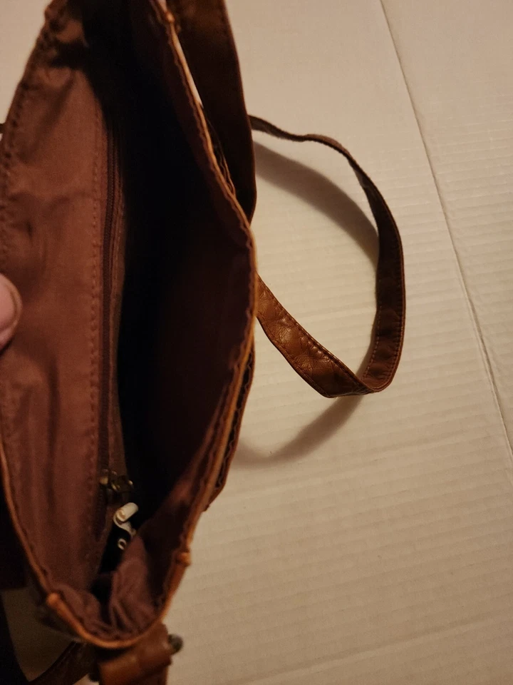 Cartera Mossimo Supply Co Foto 4 de 4