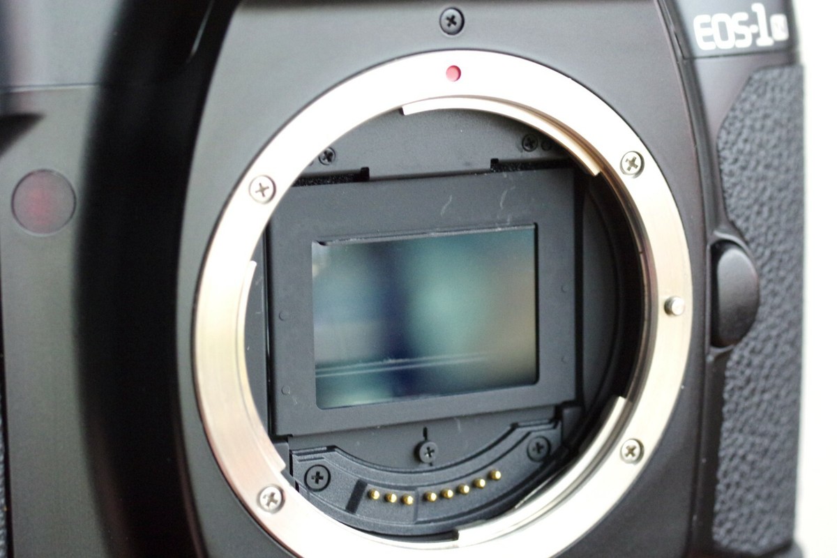 CANON EOS-1N EOS D2000 Professional Digital Camera Kodak * VERY