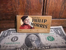 Vintage Philip Morris 4 Cigarette Sample Box TWA Airlines Guest Pack Empty