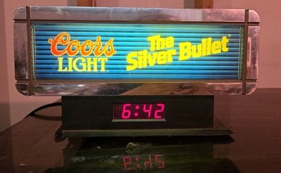 VINTAGE COORS LIGHT SILVER BULLET BEER CASH REGISTER LIGHT UP SIGN CLOCK WORKING