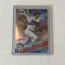 2017 BOWMAN'S BEST CODY BELLINGER REFRACTOR ROOKIE CARD DODGERS YANKEES . rookie card picture