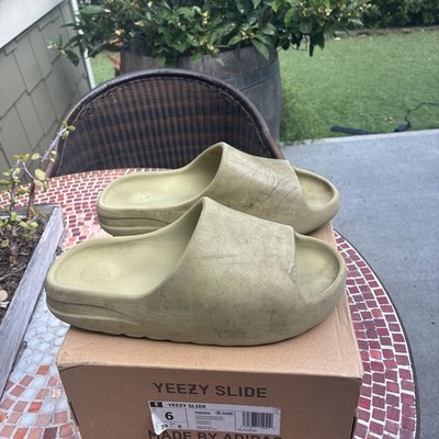 adidas Yeezy Slide Resin Size 6. Excellent Condition  display picture 1