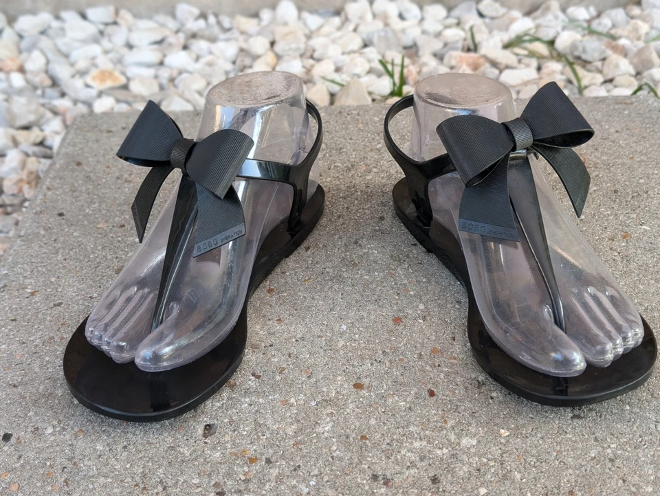 Sandalias BCBGeneration negras con correa para el tobillo talla 6M Foto 4 de 4