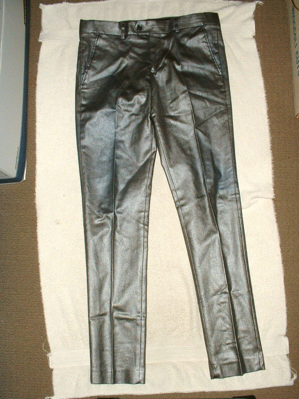 Pantalones Barabas plateados brillantes para hombre talla 34 calce ajustado EXC