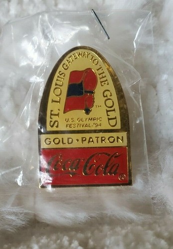 PIN DE COCA-COLA ST. LOUIS 1994 FESTIVAL OLÍMPICO EE. UU. ORO PATRÓN DE COCA-COLA - Imagen 2 de 2