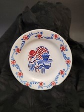 Ancienne Dinette En Porcelaine Petit Chaperon Rouge, Plat Ou Assiette