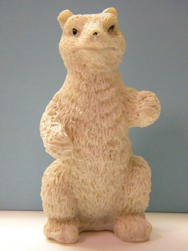 Polar Bear Collectible Figurine Plastic Cream 2.5 x 5 x 1.5 Zoo Collectible