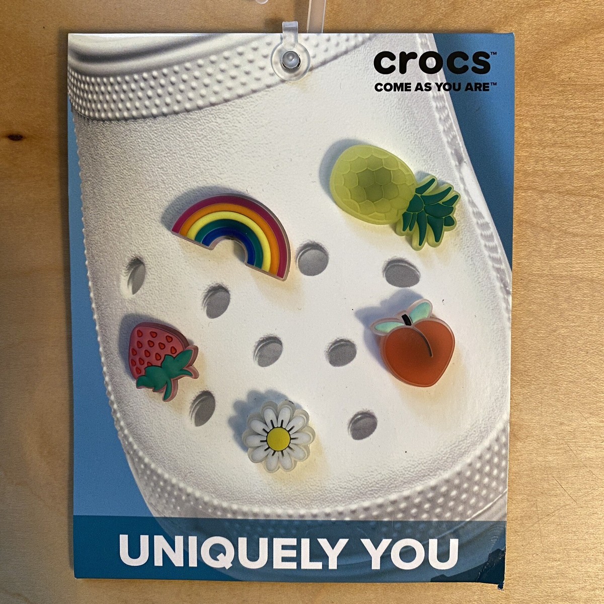 New Crocs Jibbitz Charms Translucent 5 Pack Rainbow Strawberry