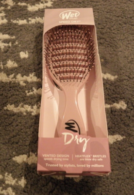 Brand New Wet Brush Speed Dry in Pink Vented Design NIB