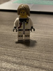Lego Ac010 Alien Conquest Toxic Cleanup Scientist Minifigure Set 7066 