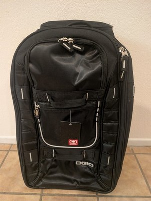 OGIO Layover Travel Bag Stealth 24  Carry On Roller Bag Pull Handle 611024