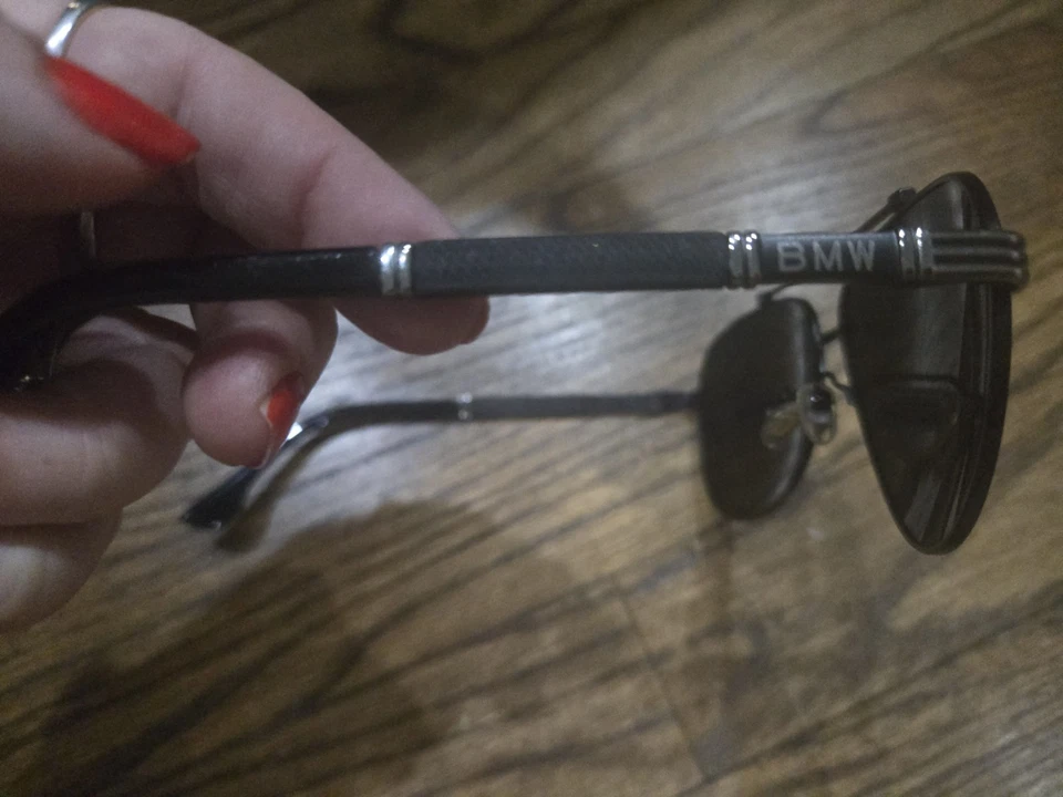 Gafas de sol polarizadas BMW Metal Aviator usadas Foto 2 de 2