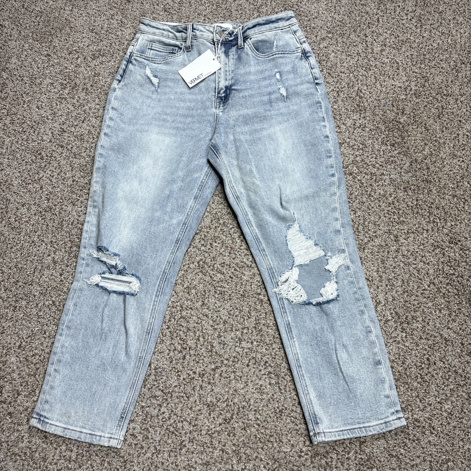 Vervet Blue Erika women’s blue jeans 28 X 25 distressed NEW