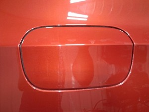 2019 VOLVO S60 Fuel Filler Door