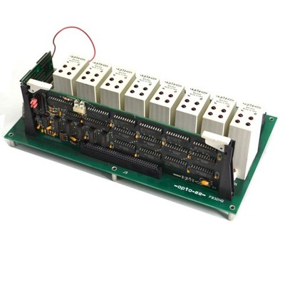 Opto 22 PB32HQ Module Rack with (8) IDC5Q Input Module and B4 Board AS-IS
