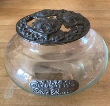 Pot En Verre étain À Pot Pourri Couvercles Sculpté De Roses 12,5 Cm Diamètre 
