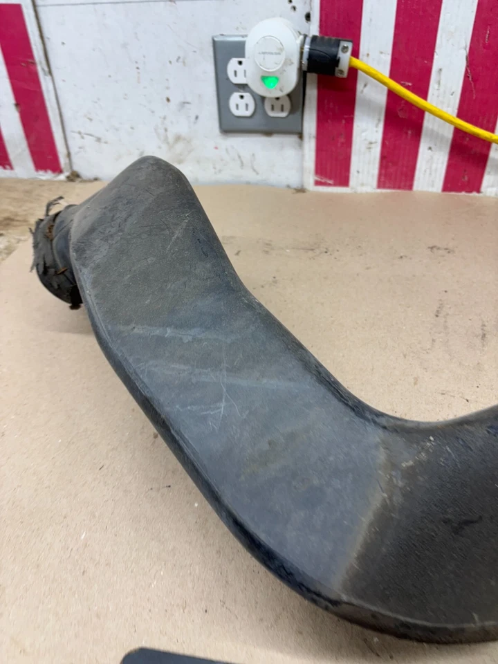 Camión Ford 1973 78 79 1979 F100 F150 F250 F350 tubo de admisión de aire entrada OEM 76 Foto 4 de 4