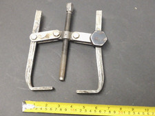 2 Leg Jaw Gear Puller 1001 Bray Chicago Usa Antique Puller