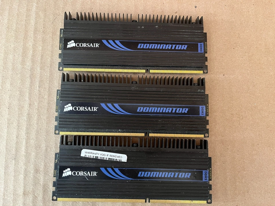 CORSAIR DOMINATOR TR3X6G1600C8D 6GB (3X2GB) 1600MHZ DDR3 TRIPLE CHANNEL J8-4(3) - Image 3 of 4