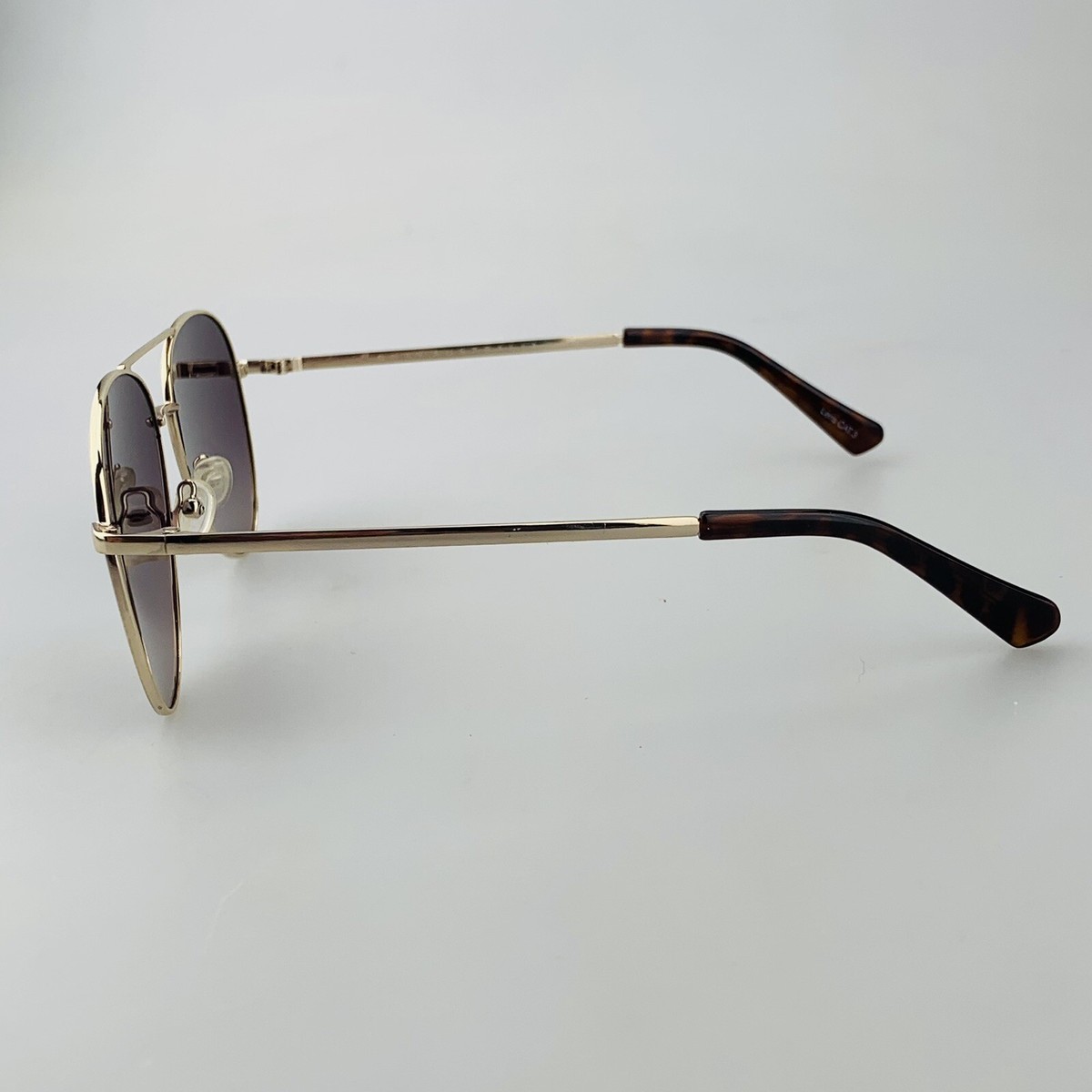 Quay Australia Gold Aviator Sunglasses men or women never used 51M6ZEAaE-L.jpg_BO30,255,255,  main image 3