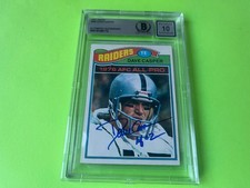 Dave Casper Raiders HOF 1977 Topps Rookie Signed Auto Card Beckett BAS COA 