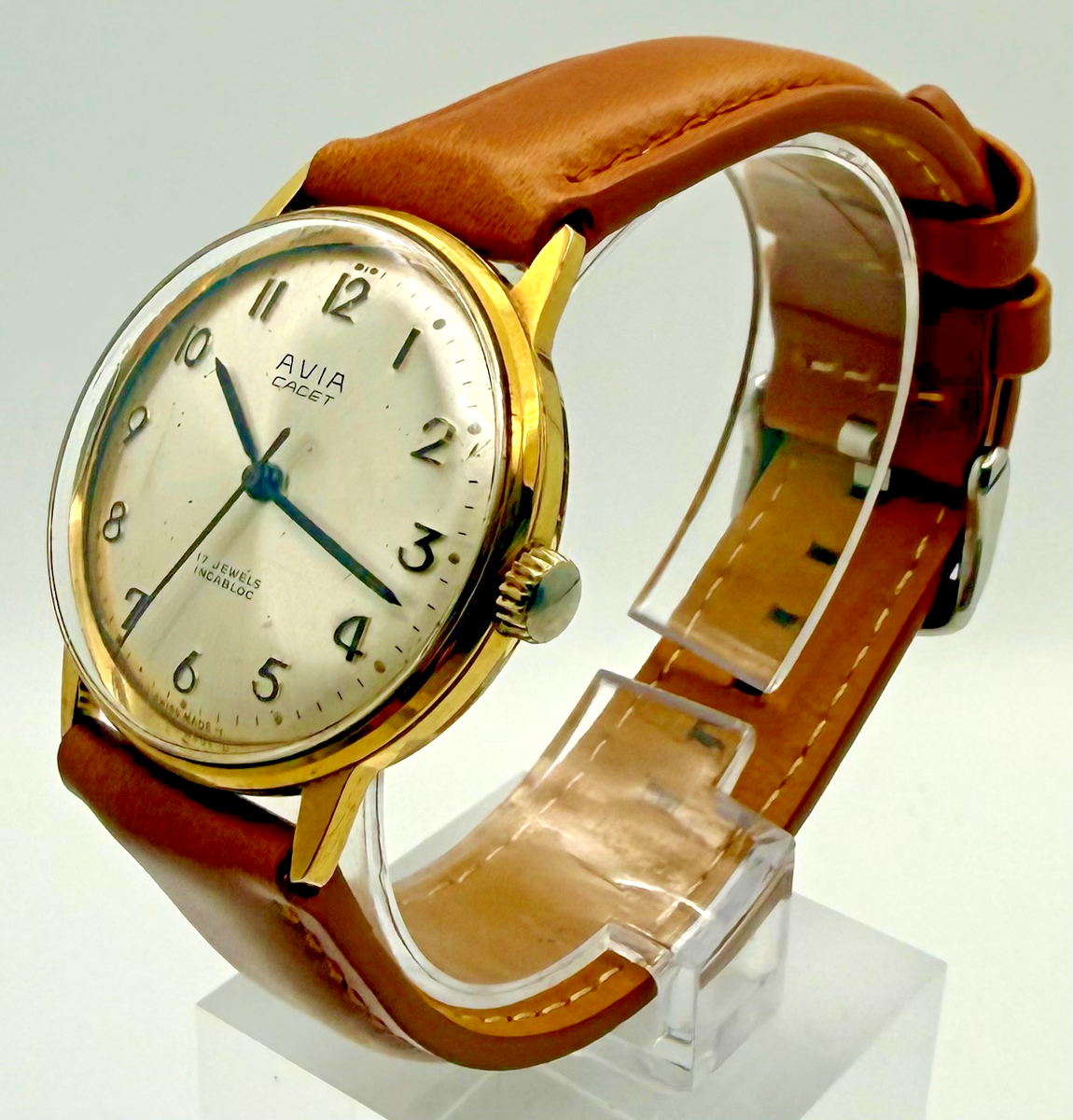 Vintage Avia Cadet 17 Jewel Incabloc Manual Wind Swiss Watch c