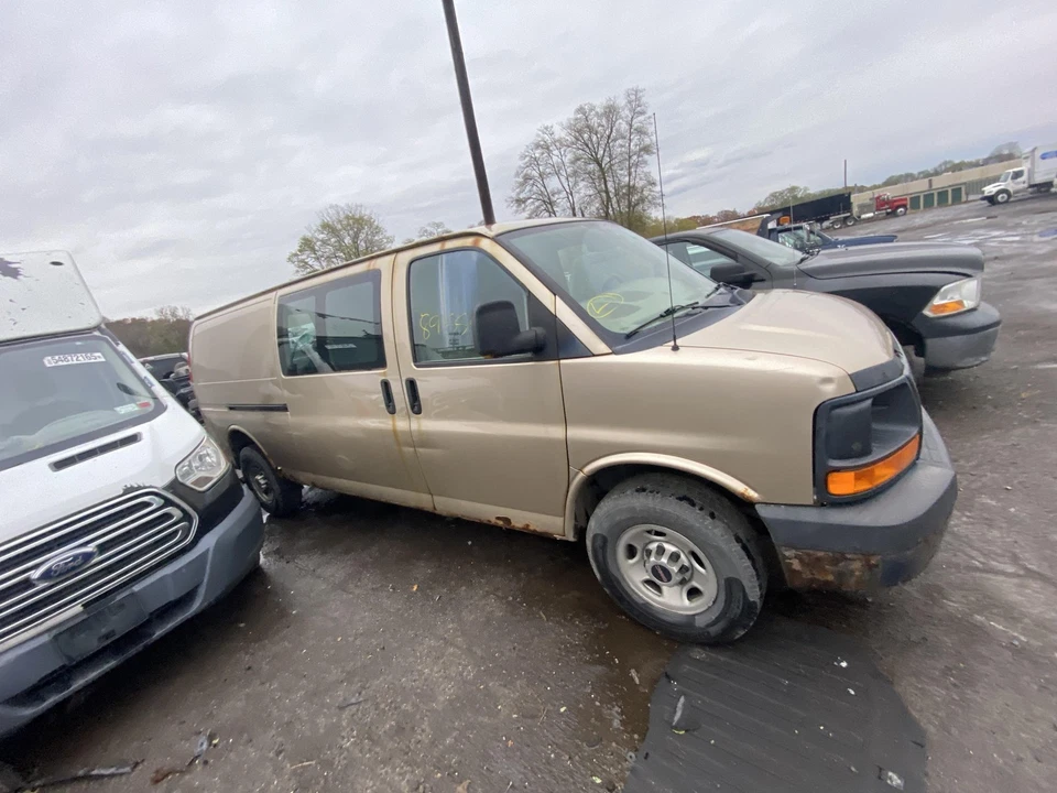 07 08 09 10 11 12 13 14 15 GMC VAN SAVANA 3500 Air Cleaner Foto 4 de 4