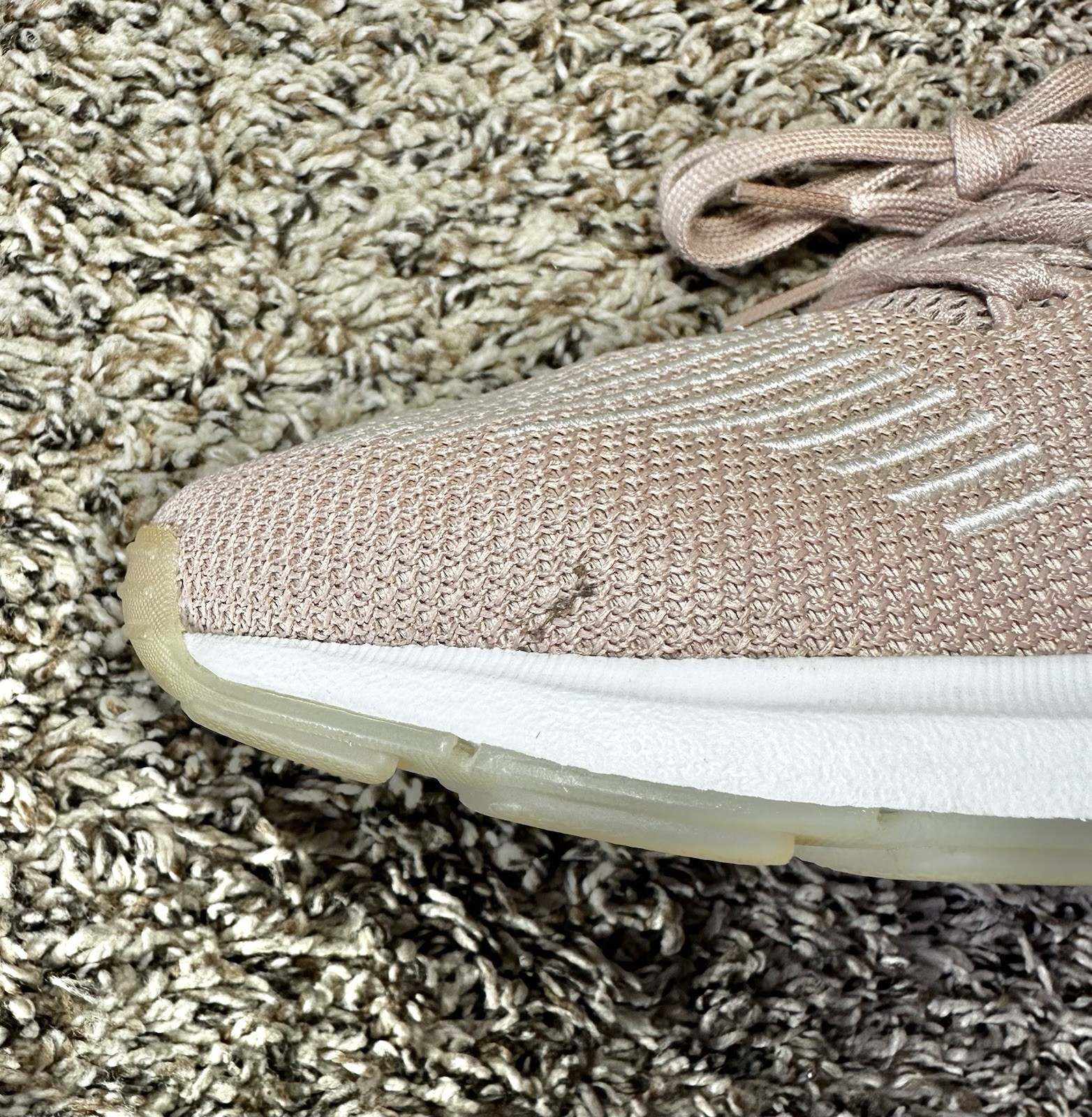 Adidas Swift Run Ash Pearl Womens  Running Shoes Sneakers Size 7 image 2