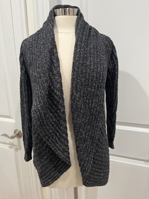 Alpaca Cardigan Sweater Black & White Fits like a Size Small (tag shows Medium)