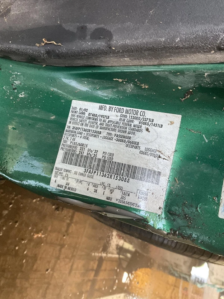 2000-2003 Ford Escort 2.0L Automatic Transmission with 208K Miles Foto 3 de 4