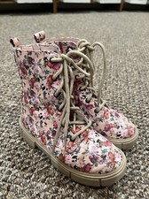 Blowfish girls floral ankle boot Kids size 13 ANASTASIA